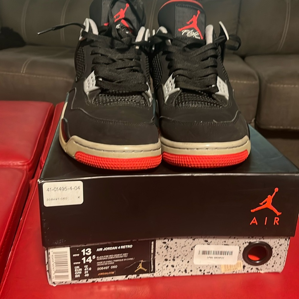 Air Jordan 4 retro Bred size 13